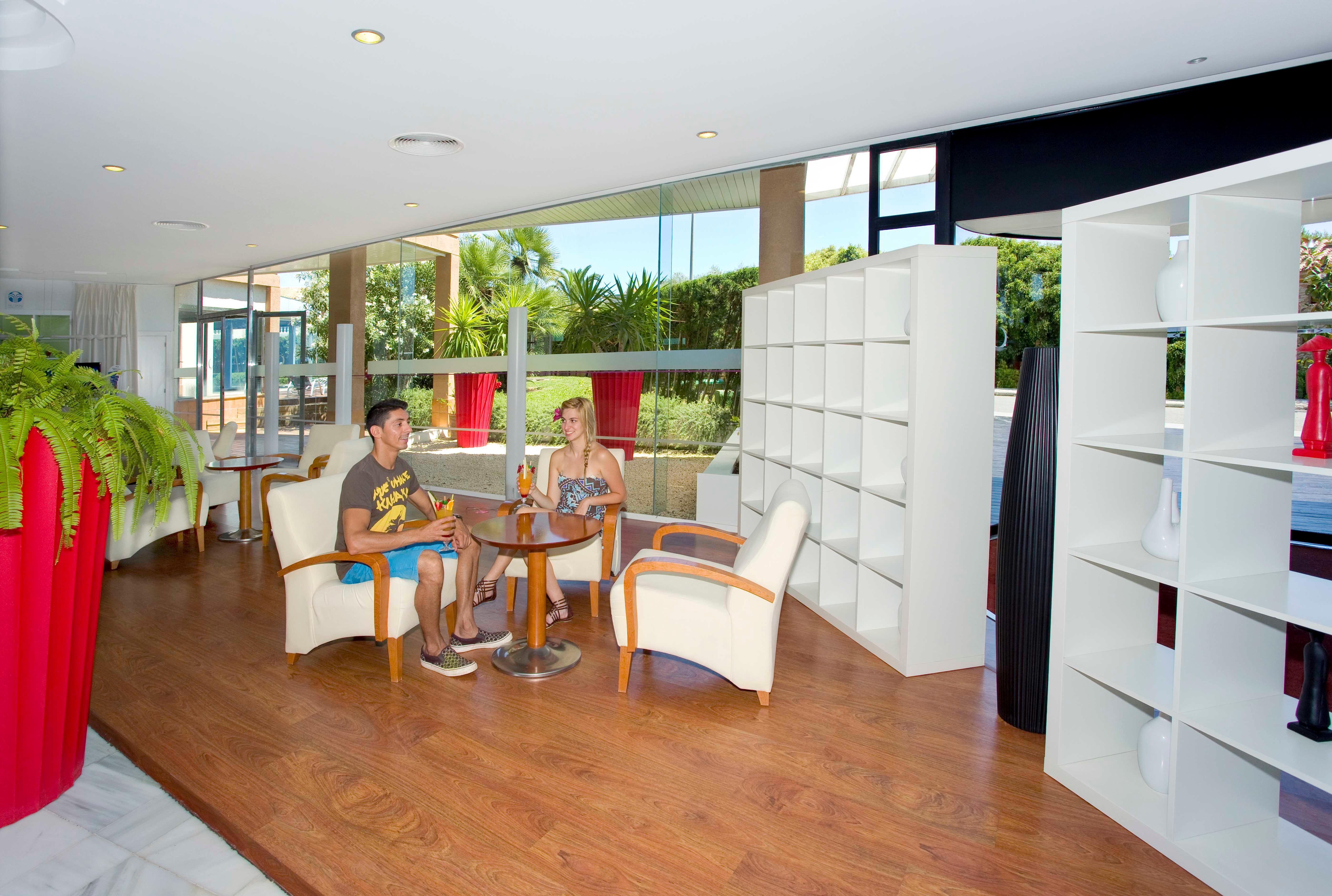 Hotel Illot Suites 卡拉纳雅达 外观 照片