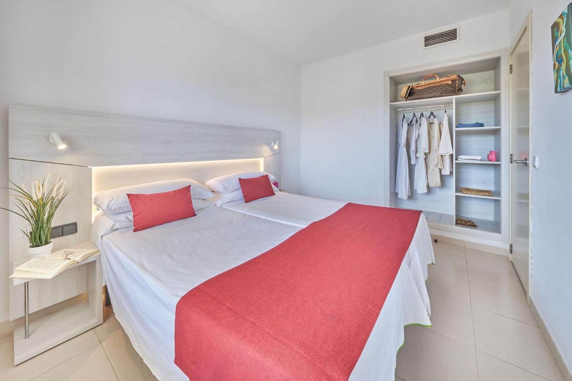Hotel Illot Suites 卡拉纳雅达 外观 照片