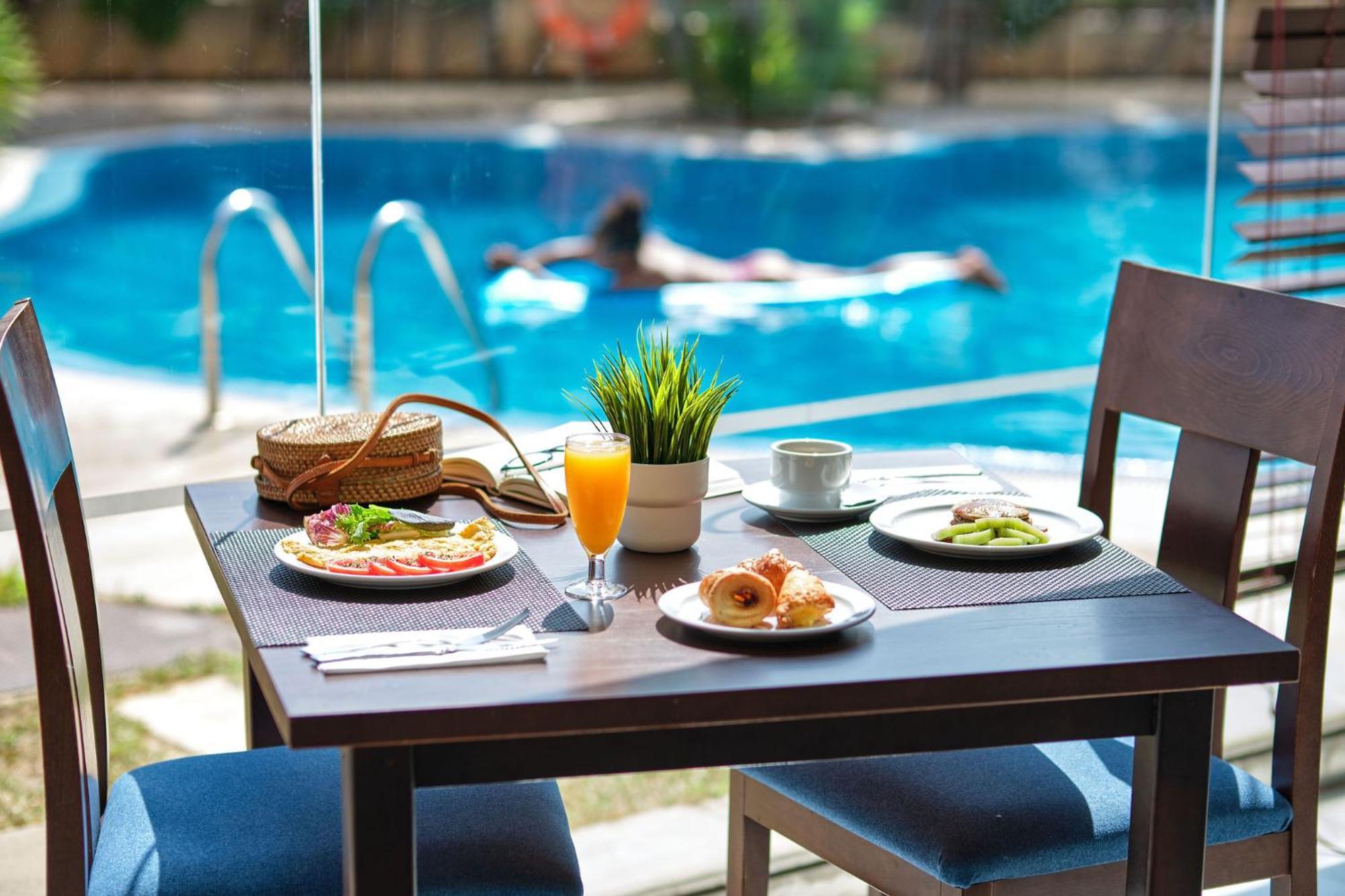 Hotel Illot Suites 卡拉纳雅达 外观 照片