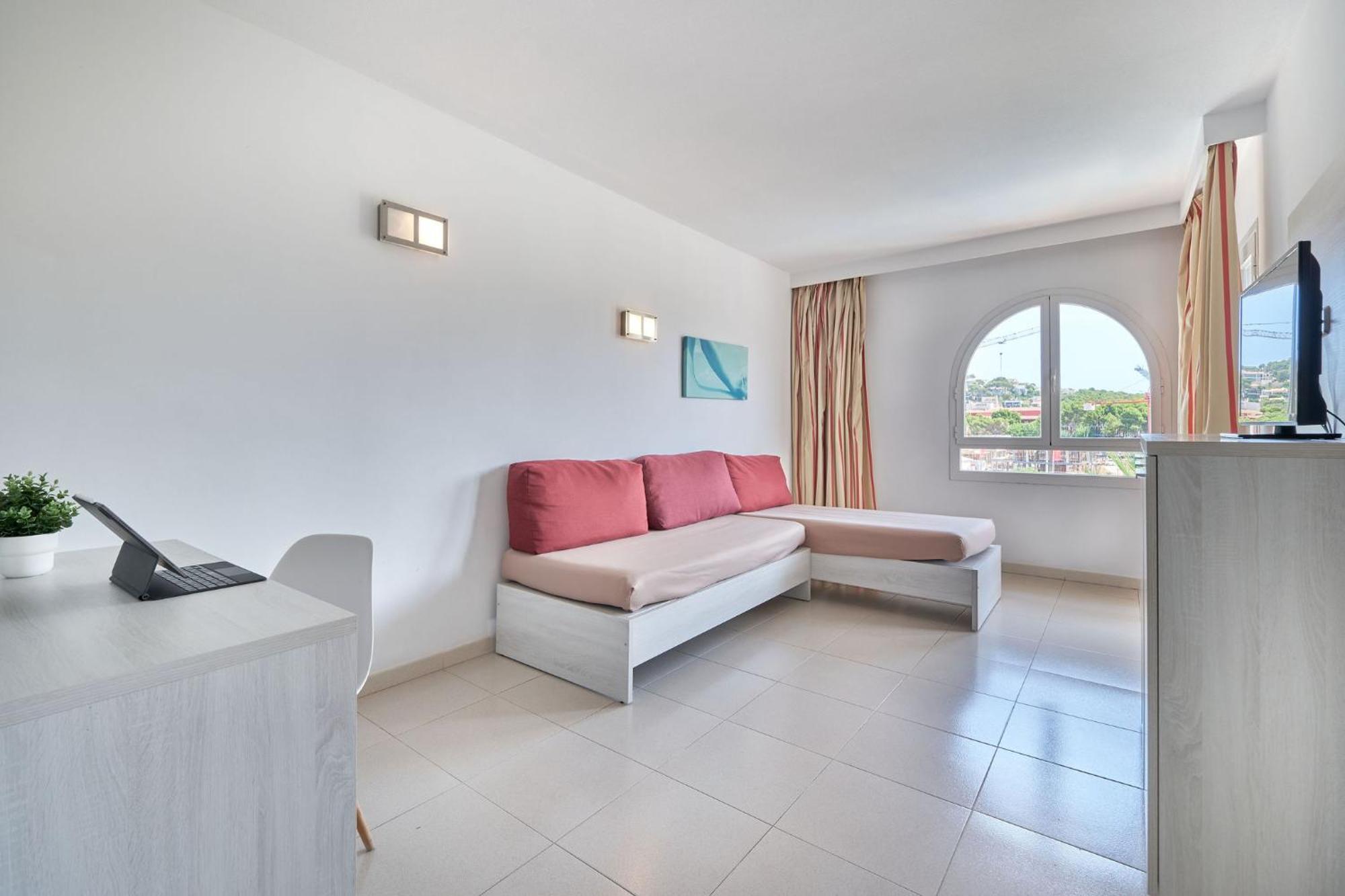 Hotel Illot Suites 卡拉纳雅达 外观 照片